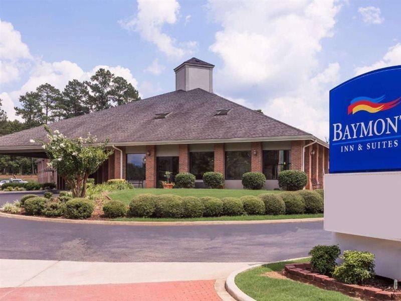 Hotel Baymont By Wyndham Lagrange Exterior foto